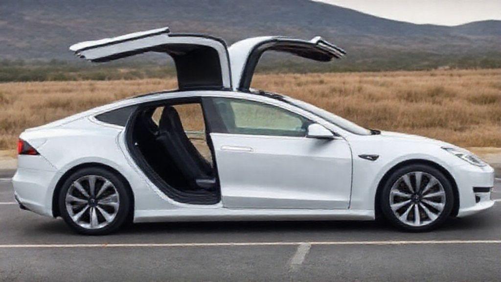 Tesla Door Safety Concerns: 15 Crash-Related Deaths Raise Questions About Electronic Door Releases - Complete Specifications, Price & Review 2025