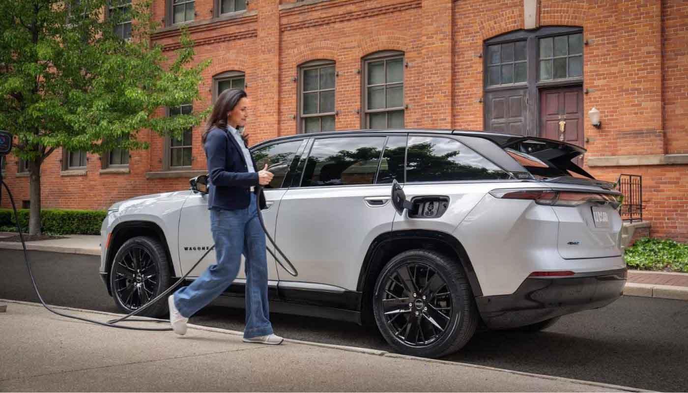 JSW Motors Plug‑In Hybrid SUV Launch 2026 – Price, Design & Mileage Details - Complete Specifications, Price & Review 2026