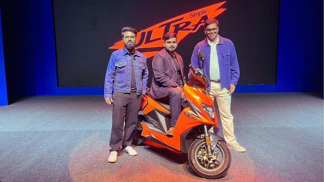 This Electric Scooter Beats the MG Windsor’s Range – How It’s Changing India’s EV Landscape - Complete Specifications, Price & Review 2026