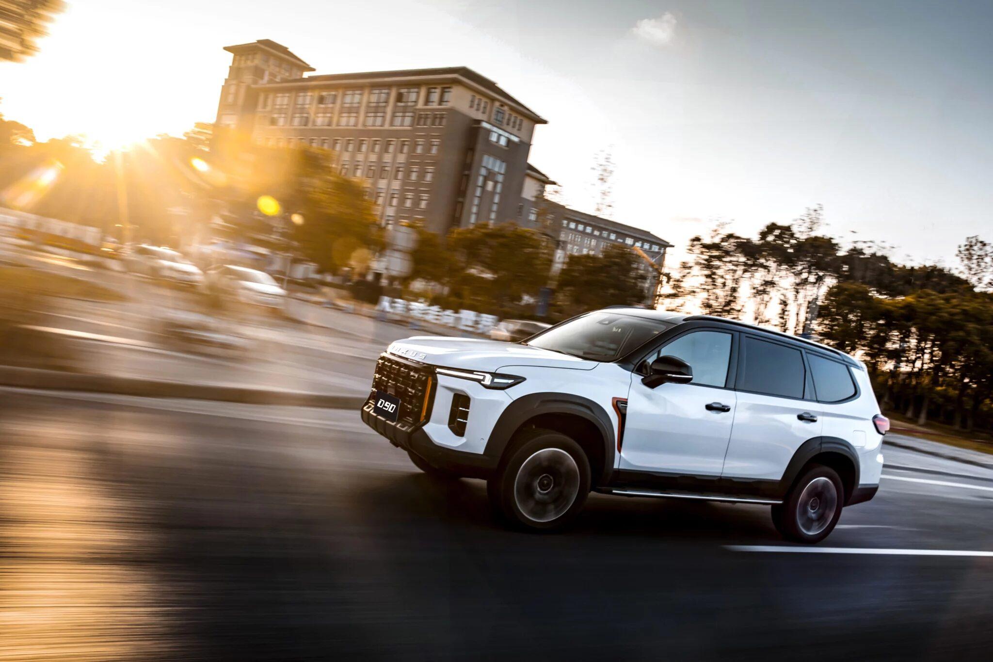 New 7‑Seater SUV Launch – The Biggest Toyota Fortuner Rival (Price, Specs & Mileage) - Complete Specifications, Price & Review 2026