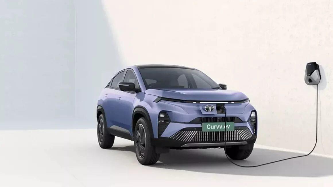 Tata’s Masterstroke: Clear Out Current SUV Before the Sierra Launch – Price, Features & Deals - Complete Specifications, Price & Review 2026