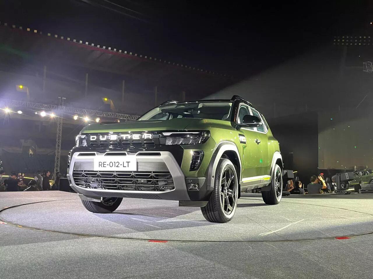 Renault Duster vs Tata Sierra: Price, Mileage & Features Compared | High Quality Images Renault Duster vs Tata Sierra: Price, Mileage & Features Compared - Complete Specifications, Price & Review 2026