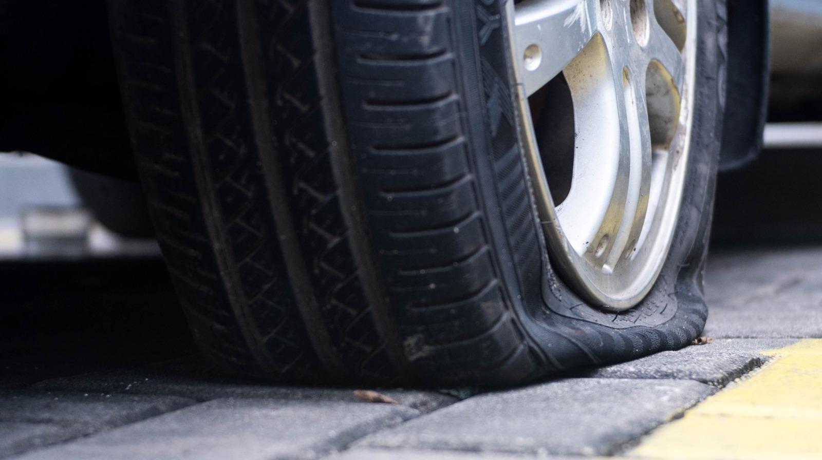 5 Telltale Signs Your Car Tires Need Replacing ASAP | High Quality Images 5 Telltale Signs Your Car Tires Need Replacing ASAP - Complete Specifications, Price & Review 2025