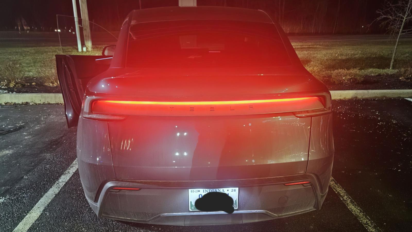 Tesla Model Y Juniper’s Confusing Taillights Prompt Police Stop – What You Need to Know - Complete Specifications, Price & Review 2026