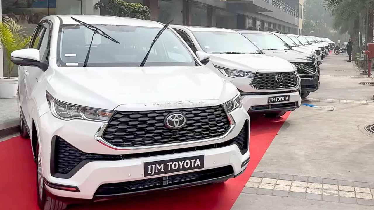 Toyota December 2025 Sales Breakup: Hycross, Hyryder, Glanza, Taisor, Fortuner, Crysta & Rumion Prices & Mileage - Complete Specifications, Price & Review 2026