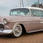 Why Automakers Dropped Wraparound Windshields After the 1950s