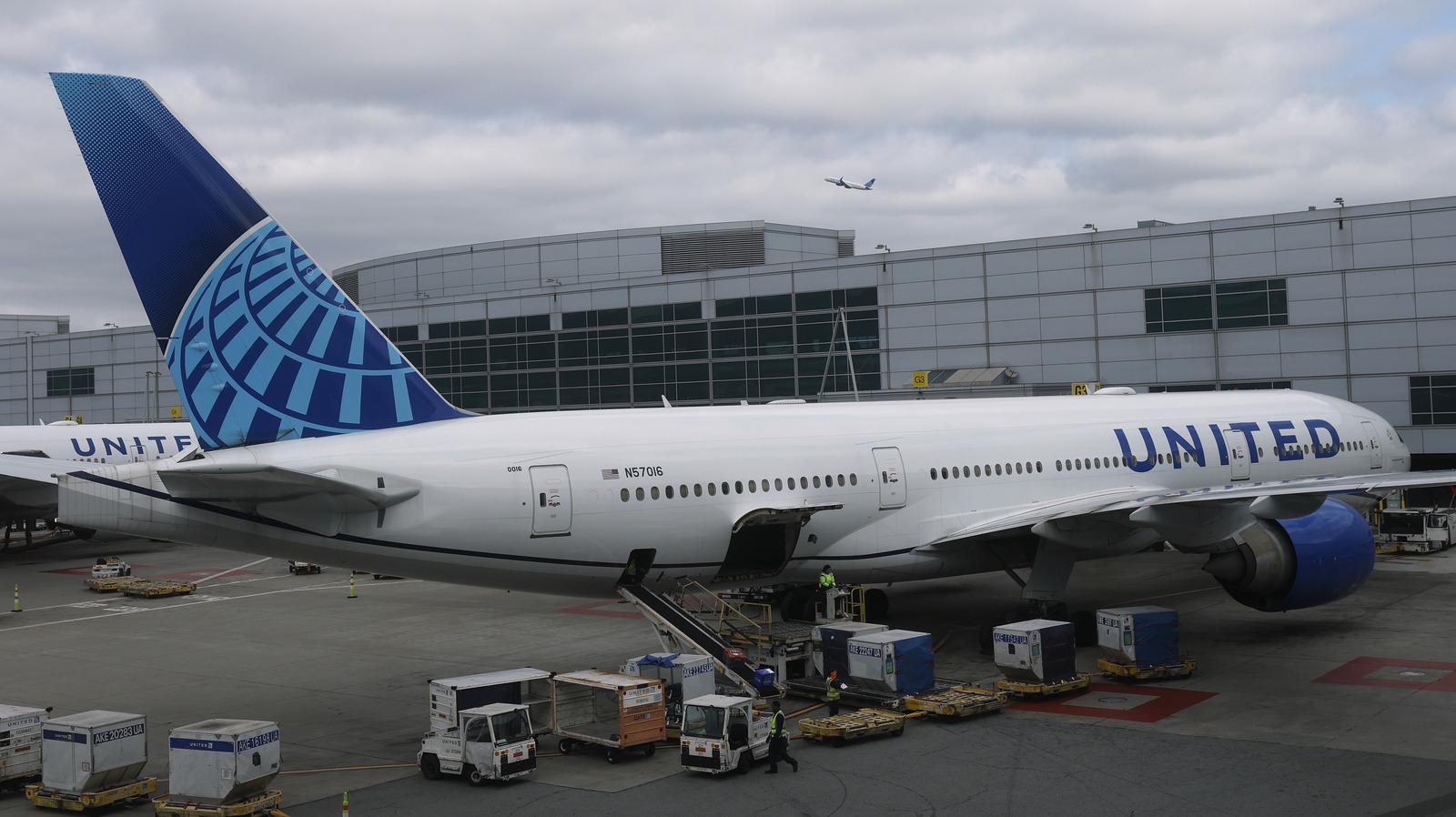 FAA Inspector Sues United Airlines for $12.75 Million – Lifetime Ban Lawsuit Explained - Complete Specifications, Price & Review 2026